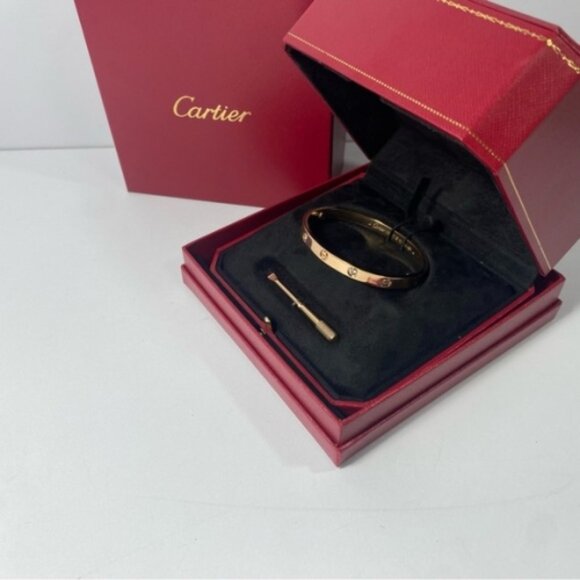 Modern Gold Love Bangle - Picture 1 of 4